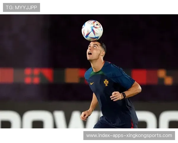 拜仁评估C罗式暴击前点：完美瞬间的战术揭秘