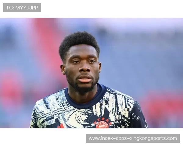 阿方索·戴维斯速度惊艳对手